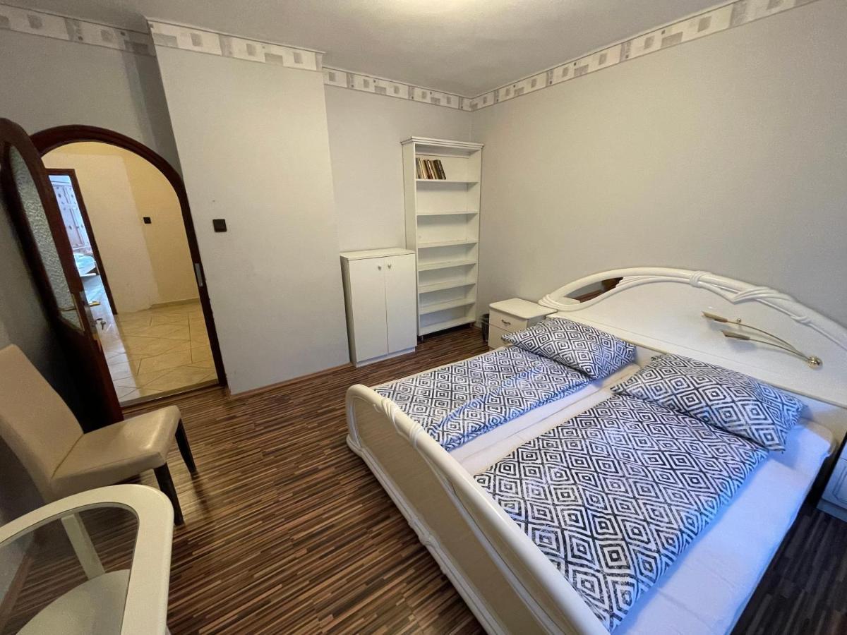 فندق ميسكولكفي  Szimpla Vendeghaz المظهر الخارجي الصورة